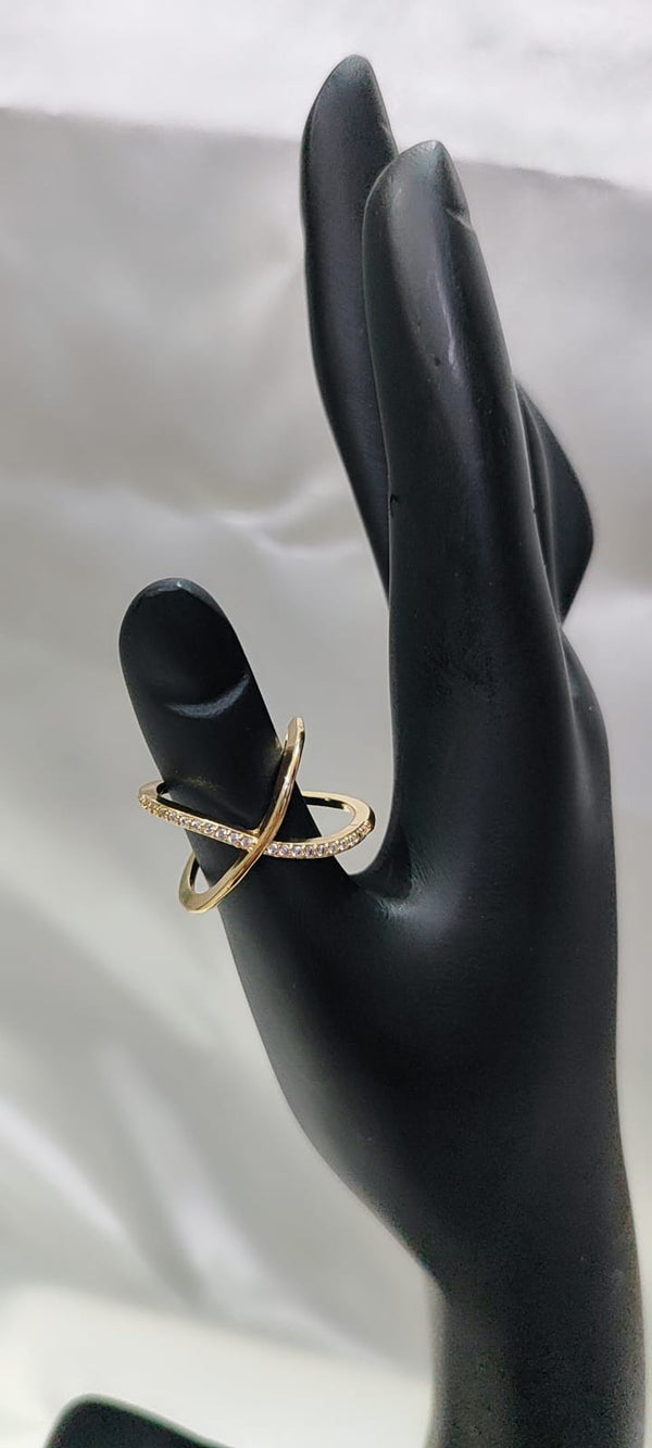 Lucky Cross Dimond Ring