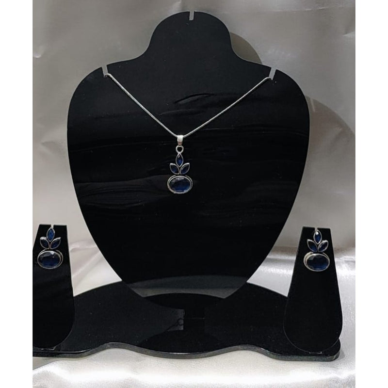 Pearl Pendant Set for Saree & Salwar Suits