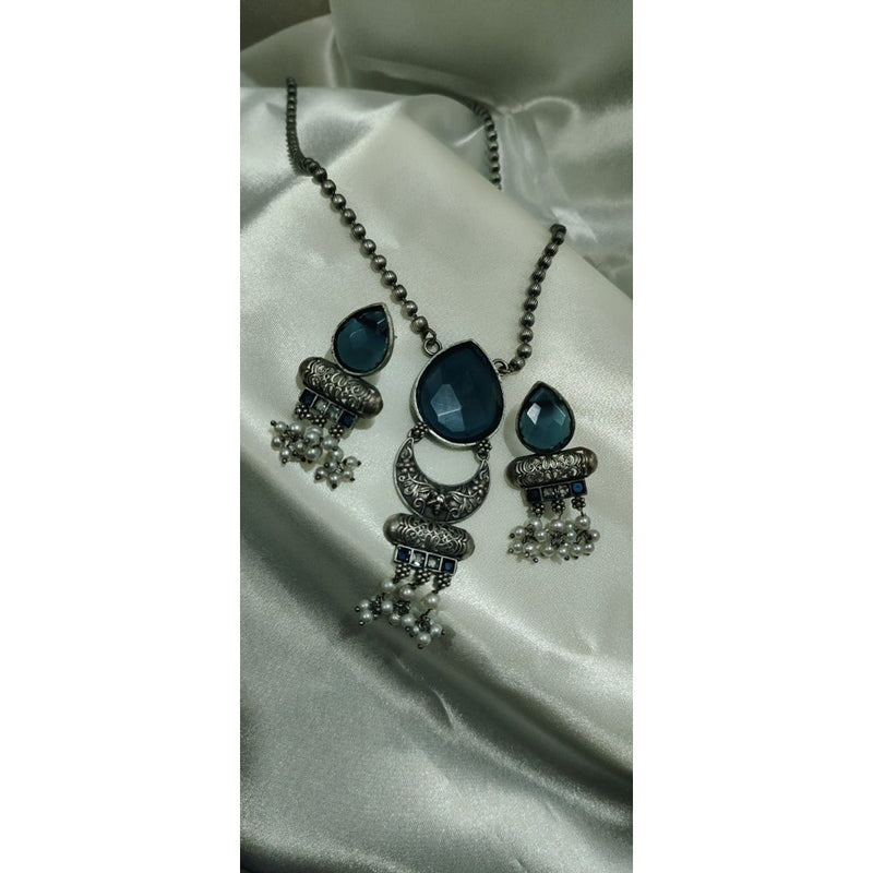 Oxidised Silver Pendant Set with Matching Earrings