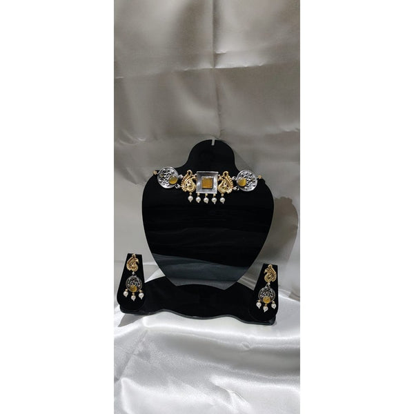 Stylish Choker Desert Yellow blue  Pendant Set for Evening Party
