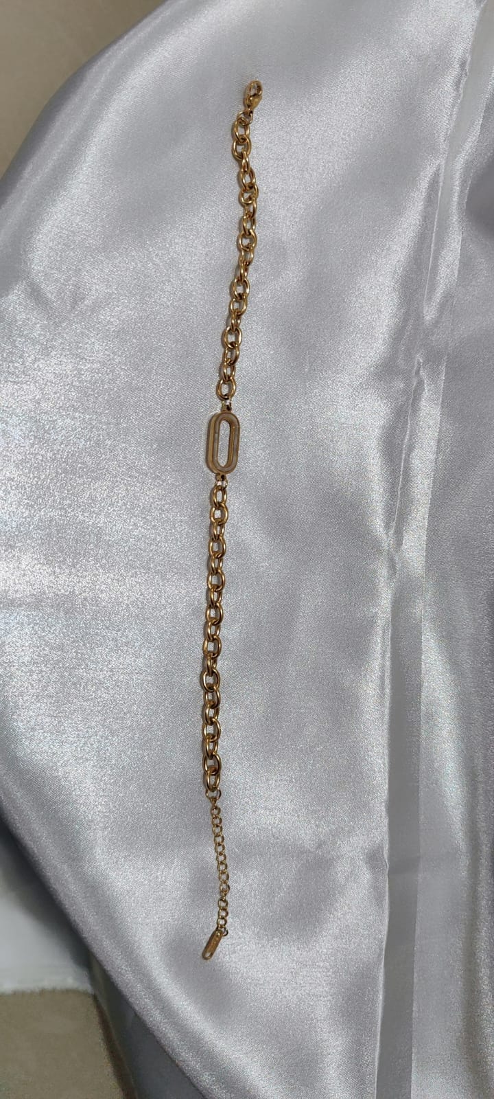 Ruksat charm braslate